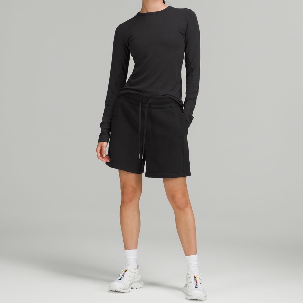 Black Lululemon Long Sleeve Top size 2 NWT NEW hold tight black ribbed